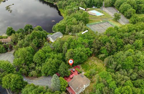 Long Pond Villa | Cozy cottage in the heart of pocono