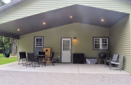 Wauksaukee House | Cozy Cottage in the Northwoods