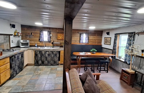 Athens Cottage | Cozy cottage located on 133 acres.