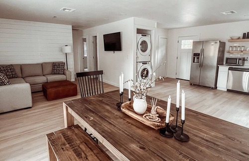 Ketchum Cabin | Cozy Cottage Located on the South Side of Grand Lake