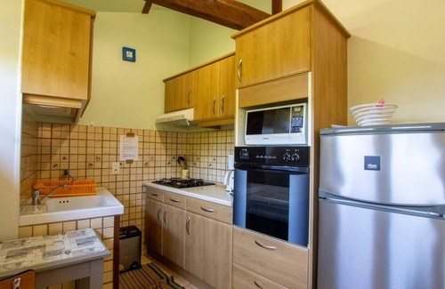 La Roque-Gageac Cottage | Cozy Cottage Near Top French Villages, Forest Views, BBQ, Baby Gear