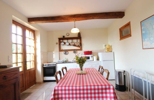 Lolif Cottage | Cozy Cottage Near Avranches - 2 Bedrooms, Garden, BBQ, 30km from Mont Saint Michel