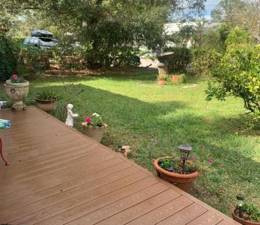 Arlington Park House | Cozy Cottage near Beaches and Downtown Sarasota