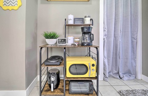 Bristol Cottage | Cozy Cottage Near Dtwn Dining, Walk to Casino