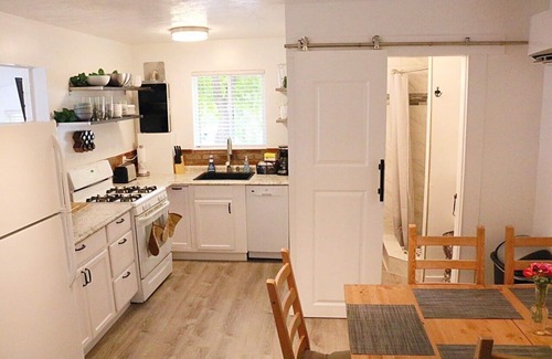 Leeds Cottage | Cozy Cottage Near Zion & St. George