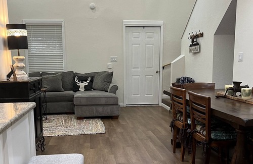 Roan Mountain Cottage | Cozy cottage nestled close to skiing, hiking, fly fishing & wineries!