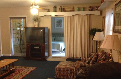 Prosperity Cottage | Cozy Cottage Nestled in the Woods with 225’ of Waterfront on Lake Murray
