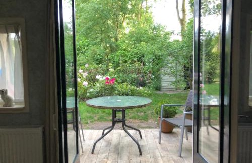 Utrecht Bed & Breakfast | Cozy Cottage
