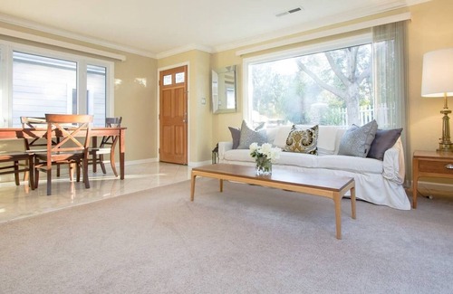 Los Gatos House | Cozy Cottage of Los Gatos