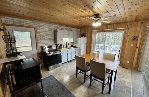 Goodman House | Cozy cottage on 20 acres near ATV/UTV & snowmobile trails