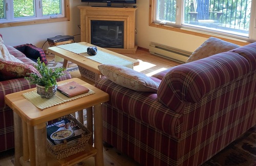 Thorne Cottage | Cozy Cottage on Lac Kipawa