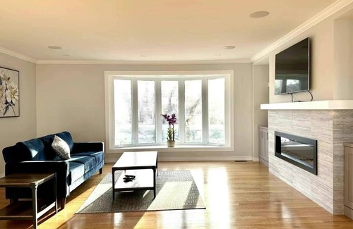 Bewdley Cottage | Cozy cottage on Rice Lake. Four seasonal, pet friendly