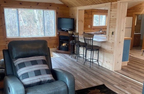 Belfast Cabin | Cozy Cottage on Swanlake