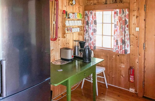 Jomfruland House | Cozy cottage on the island of Gumøy with its own beach.