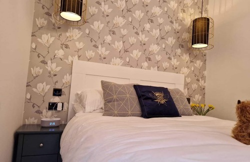 West Linton Cottage | Cozy Cottage Retreat in West Linton