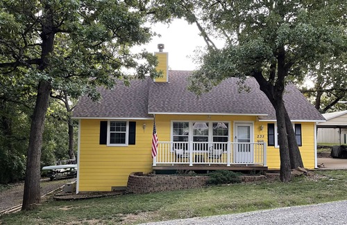 Pottsboro Cottage | Cozy Cottage Retreat on Lake Texoma!