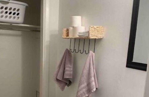 East Biloxi Apartment | Cozy cottage short drive from MS beaches and casinos!