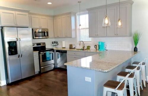 Wilmington Cottage | Cozy Cottage Style Home near downtown Wilmington