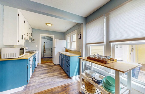 Bellaire House | Cozy Cottage – Walk to Beach, Brewery & More | Near Torch Lake & Shanty Creek