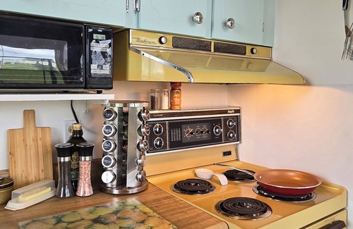 Grand Barachois Cottage | Cozy cottage with private beach access. Family and pet friendly!