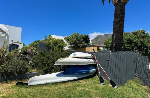 Marina da Gama Cottage | Cozy cottage with 1 bedroom and WiFi, AC in beautiful Cape Town