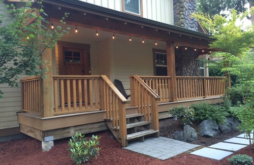 Lindell Beach Cottage | Cozy Cottage with Resort Inspired Amenitiesnn