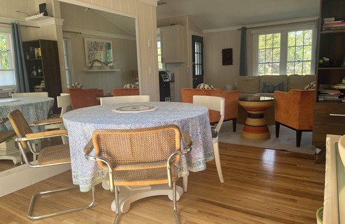 Beach Hampton House | COZY COTTAGE WITH PRIVATE BEACH ACCESS IN THE DUNES - Half a block to the beach