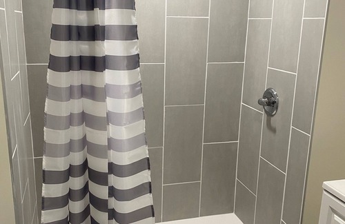 Mendon Apartment | Cozy country apartment minutes away from local attractions.