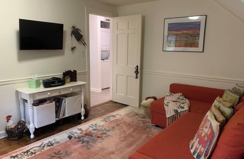 Newbury Apartment | Cozy Country Apartment in Heart of Geauga County