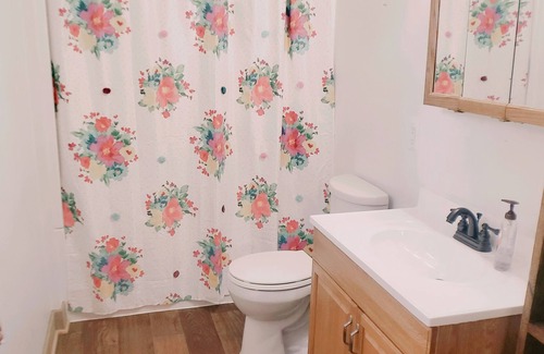 Luray Cabin | ★ Cozy Country Cabin ★ near Luray & hiking trails!