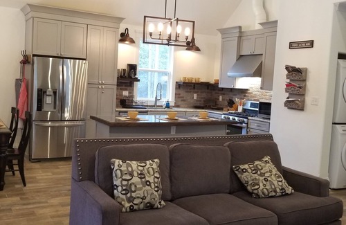 Abita Springs House | Cozy Country Cottage w/Pool in Abita Springs.