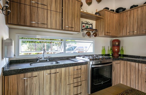 Campinas Cottage | Cozy Country House 25 Guests Gated Community Beach Tennis