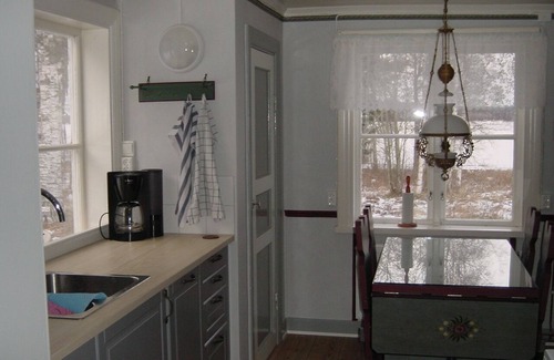 Smedjebacken Municipality House | Cozy country house 18th century, carefully renovated, modern kitchen and laundry