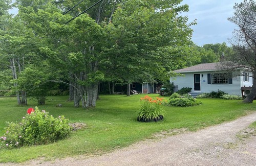Memramcook House | Cozy Country Vacation Home