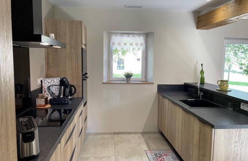 Thiel-sur-Acolin Cottage | Cozy Countryside Getaway: 2-BR, Terrace, Close to Le Pal, Fully Equipped