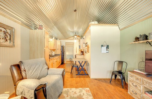 Concan Cabin | Cozy Couple's Cabin Retreat in Concan!