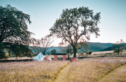 Peak District National Park RV Rental | Cozy Couples/Small groups Glamping-Private Hot Tub