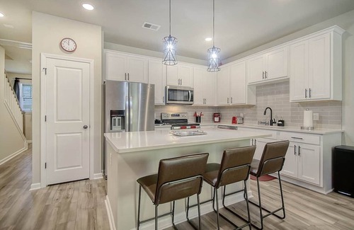 North Charleston House | Cozy Cove 15 Min from Downtown