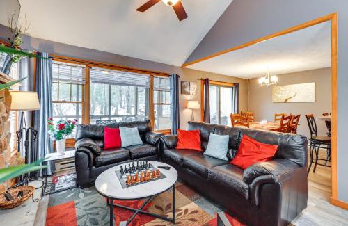 Tannersville House | Cozy Cove Near Waterparks, Zip Line, Ski and More