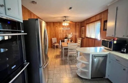 Charlotte House | Cozy Cove On Sugar Creek A 2-bedroom Dream Home is located on an acre of land