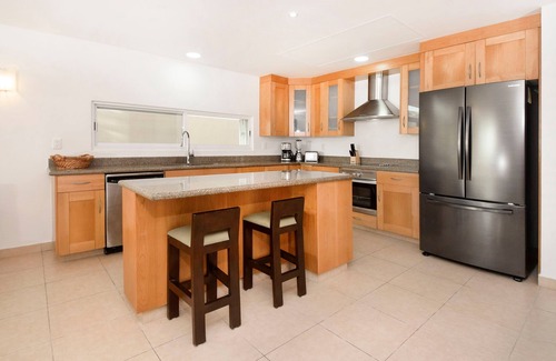 Zona Hotelera Norte Condo | Cozy Cozumel Condo W/Pool & Ocean Access!