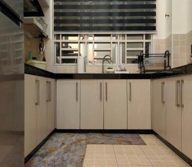Mantin Apartment | Cozy CR Homestay Nilai Pajam with Netflix