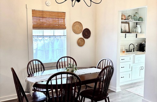 Callaway House | Cozy Cul-de-sac in southern Panama City. Close to town and Beaches