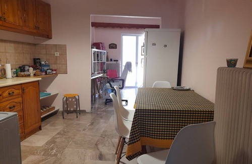 Lokroi Apartment | Cozy & cute apartment - 2 minutes from the beach!