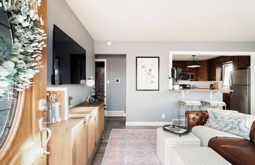 Twin Lakes House | Cozy Denver Home - 15 mins to Downtown