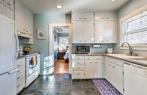 Washington Park West House | Cozy Denver Home w/Full Kitchen: 4 Mi to Downtown