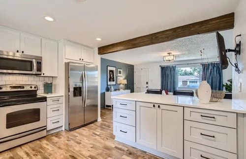 Lamar Heights Area Resort | Cozy Denver Retreat - 15min to DT - Fire Pit