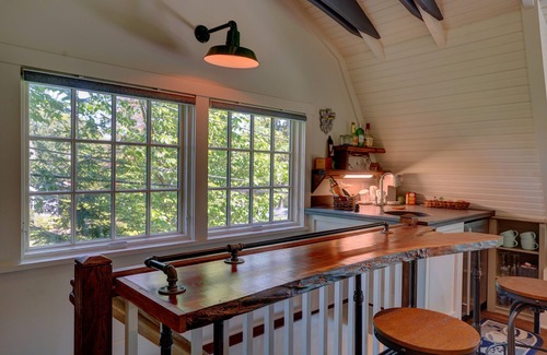 Upper Montclair Cottage | Cozy Designer Cottage with Saltwater Pool