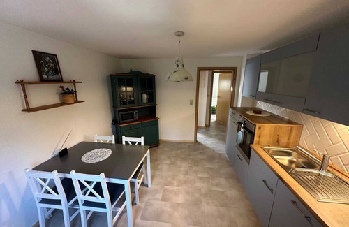 Neustadt bei Coburg Condo | Cozy DG vacation apartment with balcony for 1 - 5 persons