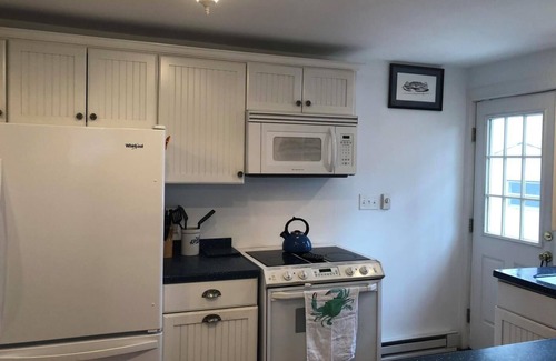 Country Club Estates House | Cozy Dog-Friendly Cottage, Steps to Rehoboth Beach & Boardwalk!